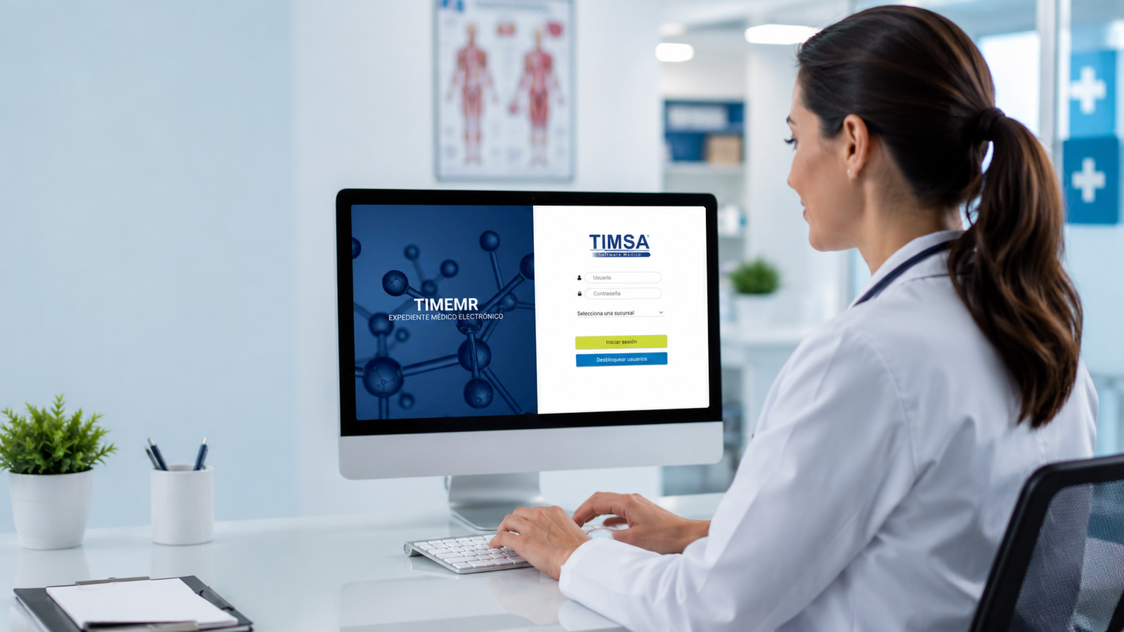 Doctor usando tablet
